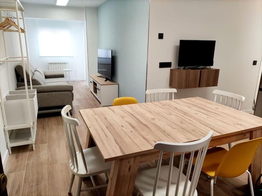 Apartamento Vivienda Alameda De Santiago Santiago de Compostela Exterior foto